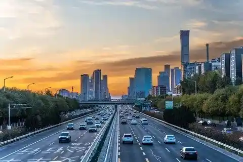 北京靓号车牌：隐藏在车轮上的财富密码