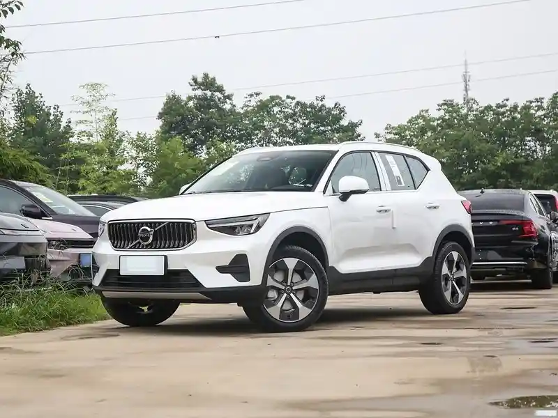 沃尔沃XC40震撼降价8.98万，2025款智行时尚版掀起购车热潮